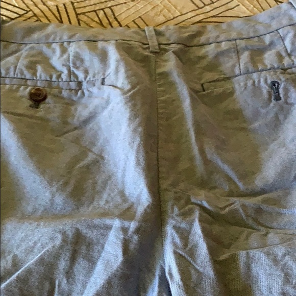 Men’s Izod shorts - Picture 3 of 4